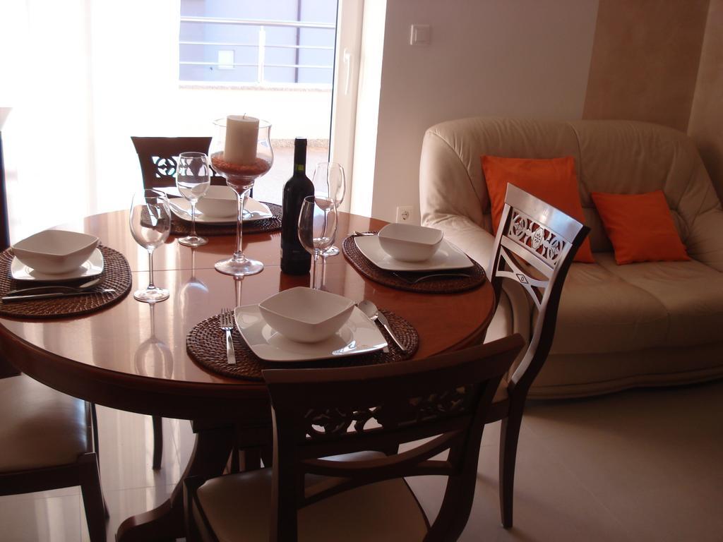 Apartments Villa Residenca Novi Vinodolski Habitación foto